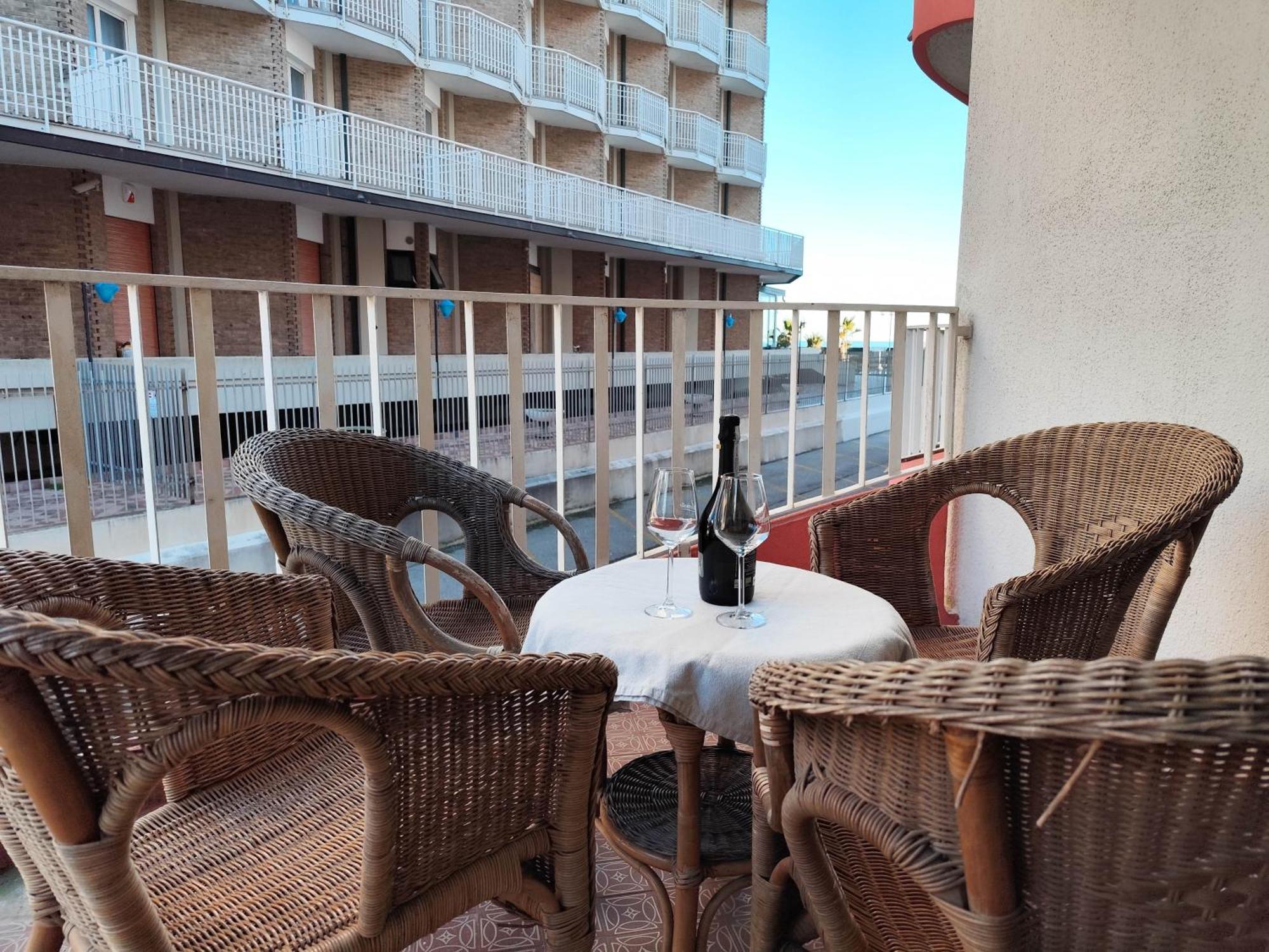Apollo Fronte Mare Daire Lido di Jesolo Dış mekan fotoğraf
